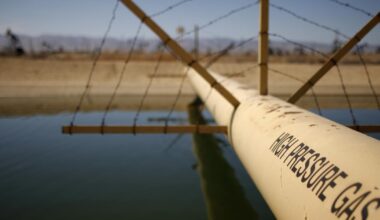 Contributor: Blending hydrogen into gas pipelines would enrich utilities and harm Californians