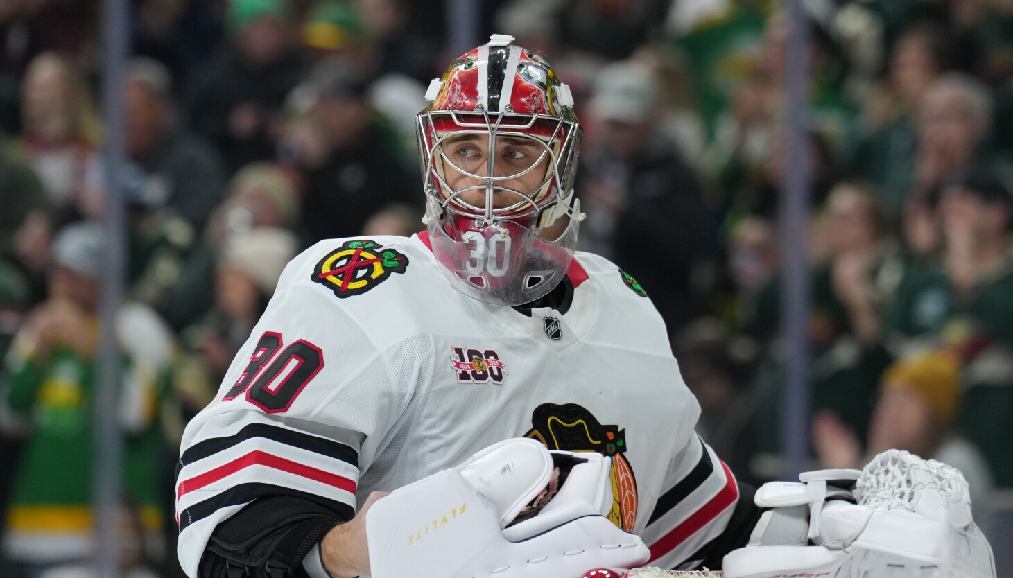 Why Blackhawks goalie Spencer Knight believes an illness gave him valuable experience