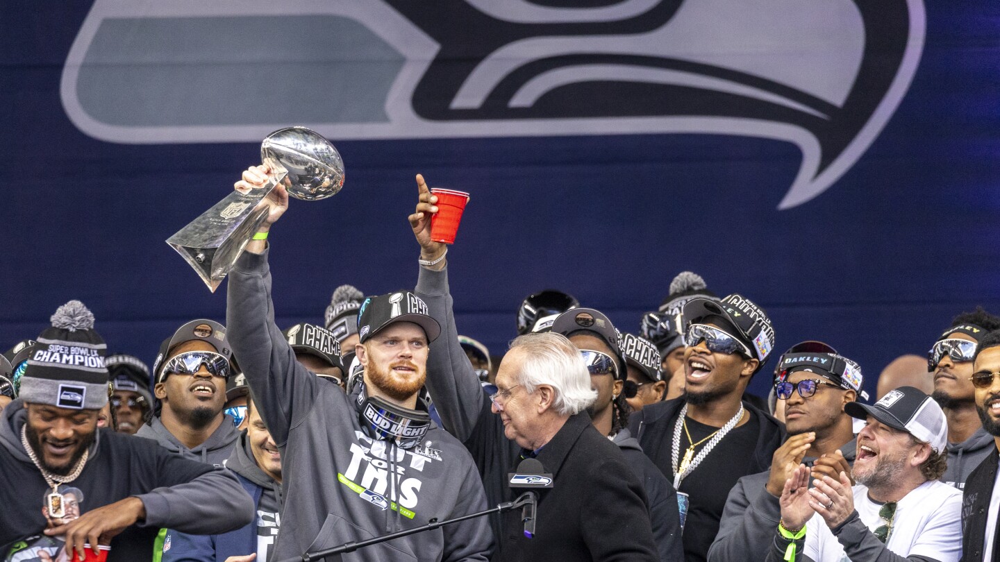 Sam Darnold thanks Seahawks for believing in him