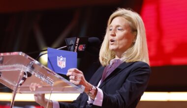 Giants announce Dawn Aponte's hiring