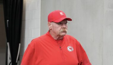 Andy Reid will not attend scouting combine after knee procedure
