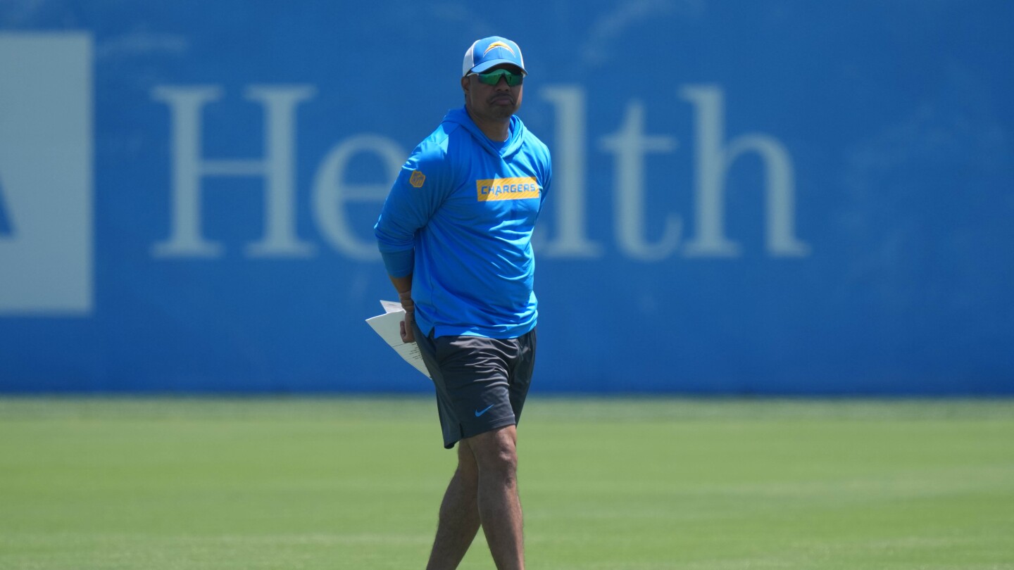 Report: Ravens hire Marcus Brady as passing game coordinator