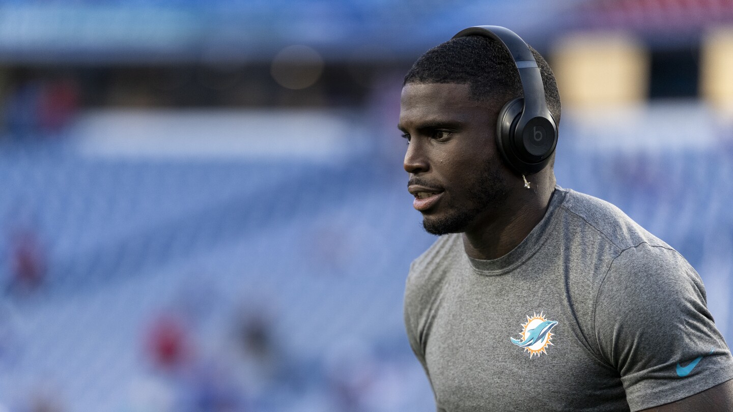 Andy Reid on Tyreek Hill: There's nothing happening there, we know what you know