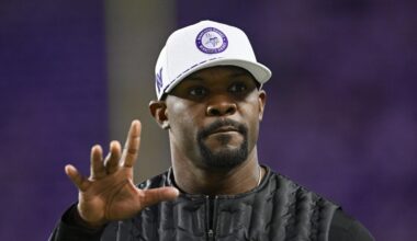 Report: Vikings will pay Brian Flores more than $6 million per year