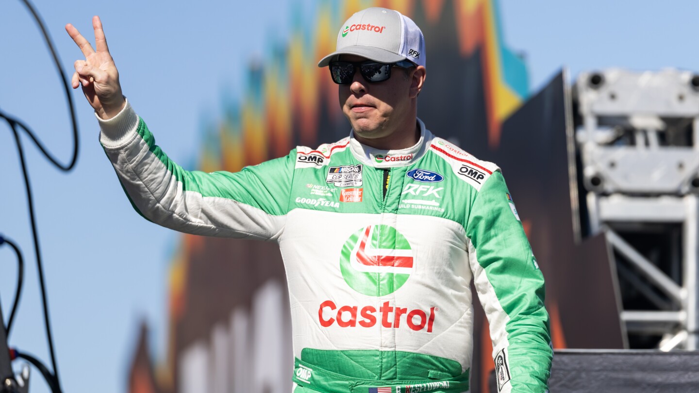 Brad Keselowski cleared to race in NASCAR's season-opening Daytona 500 after breaking his right leg