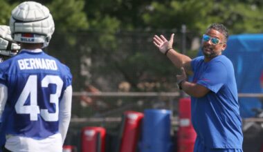 Al Holcomb joins Raiders as senior defensive assistant