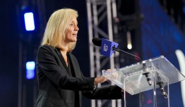 Report: Dawn Aponte departing league office for senior V.P. role with Giants