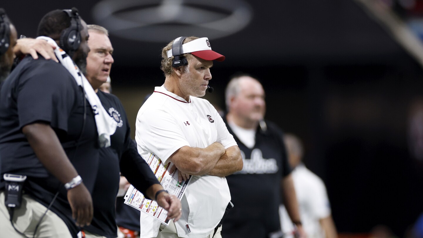 Report: Raiders hire Joe DeCamillis as their special teams coordinator