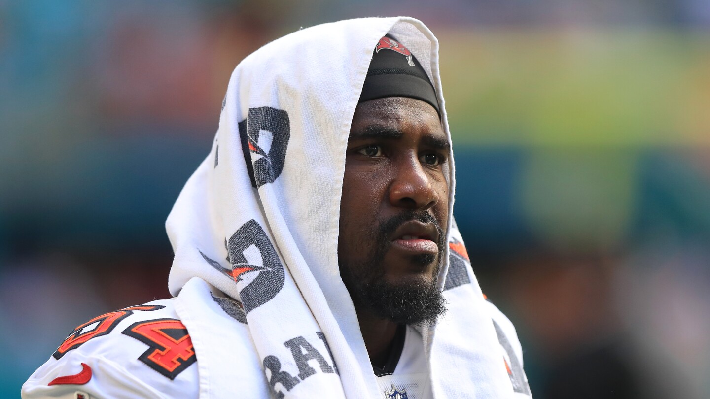 Lavonte David: The Bucs "kind of like sh-t the bed" in 2025