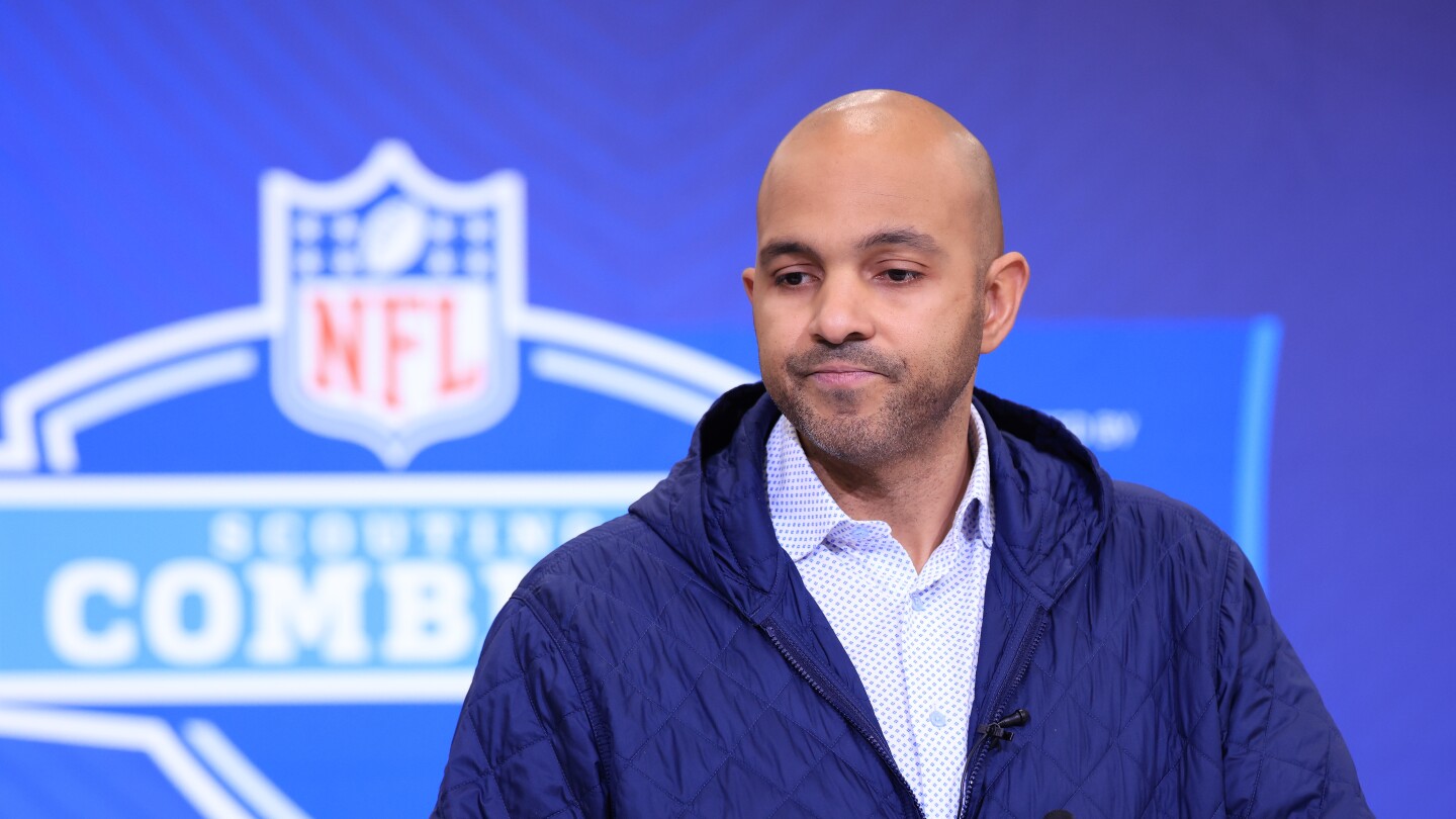 Ian Cunningham thinks Bears should get draft picks for Falcons hiring him as GM