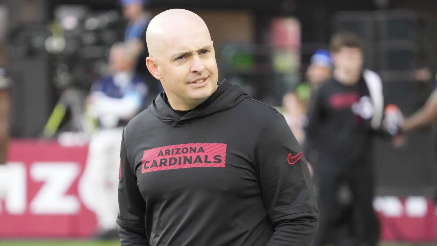 Jared Goff calls OC Drew Petzing a "home run hire"