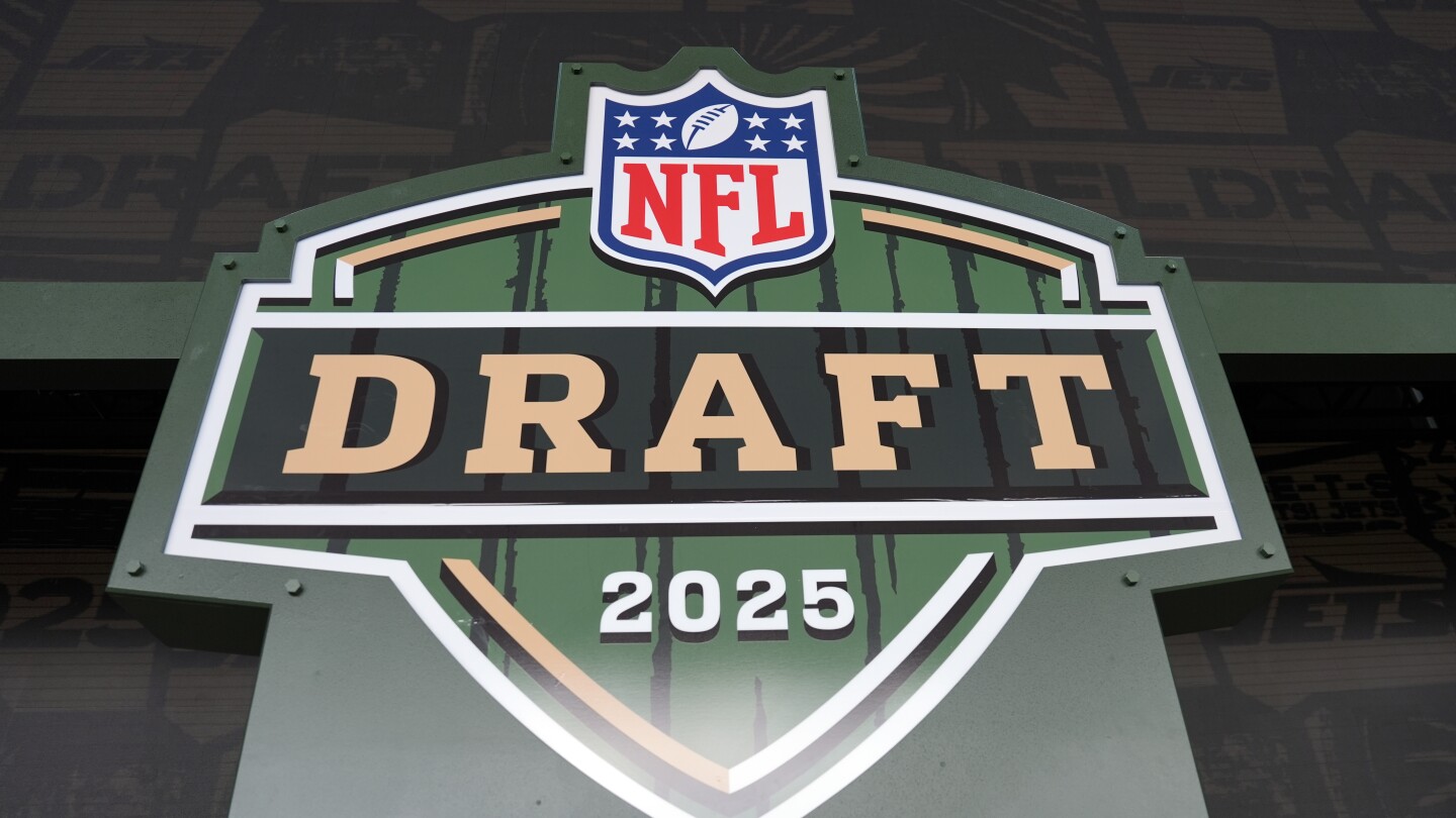 Browns propose expanding limit for trading draft picks from three years to five