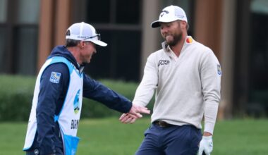 Watch: Back-to-back, hole-out eagles on Pebble Beach's first hole