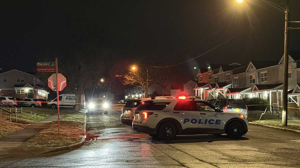 2 killed in overnight shooting; police search for suspect