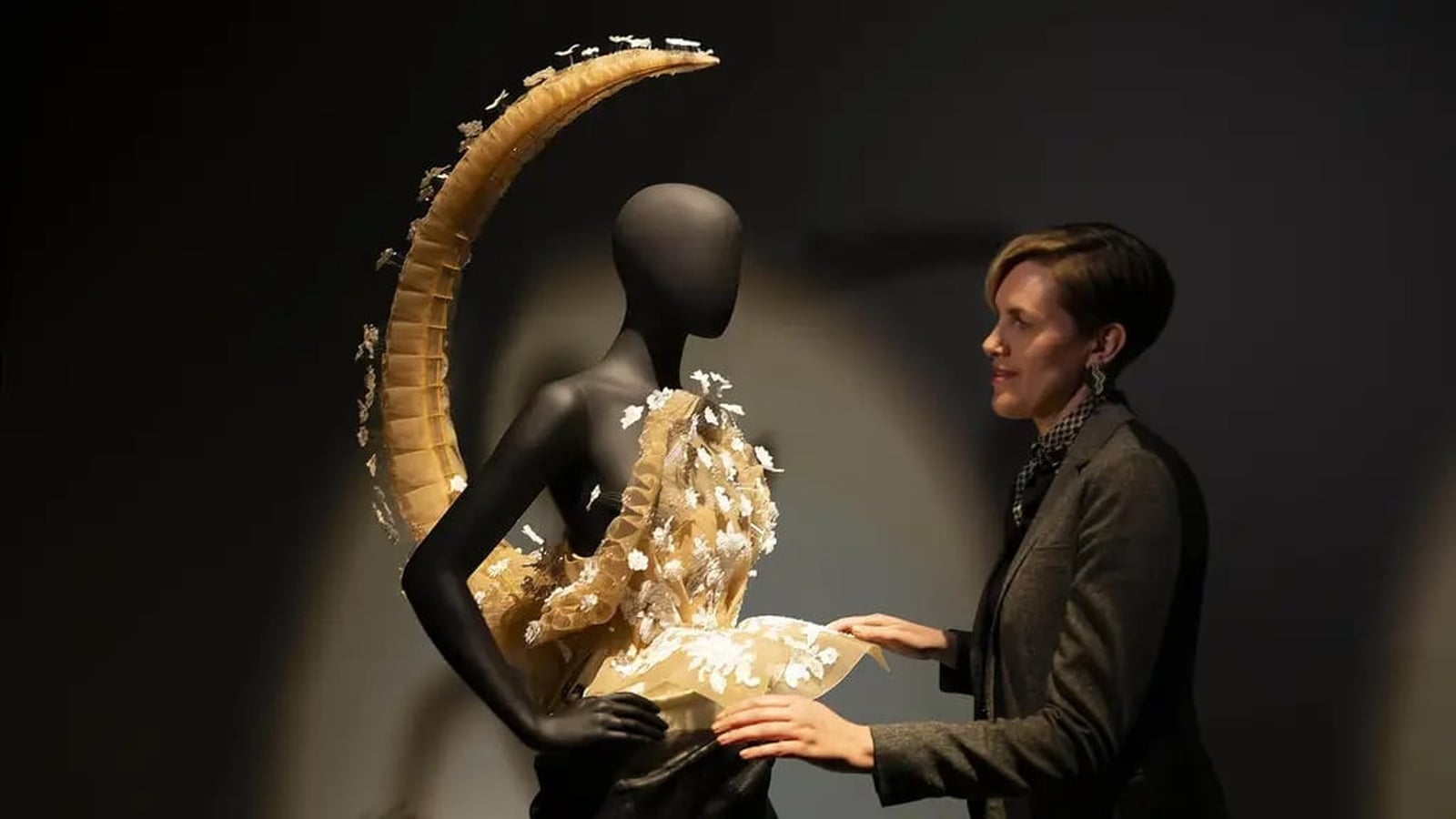 New exhibition in London explores the work of Elsa Schiaparelli