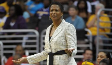 Phoenix's Legendary Player Gives It Her All