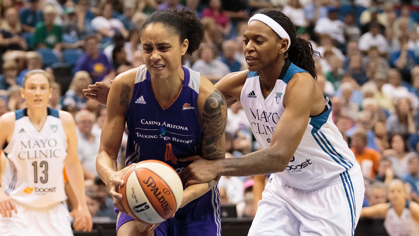 Phoenix Moves The Ball In Respectable Season