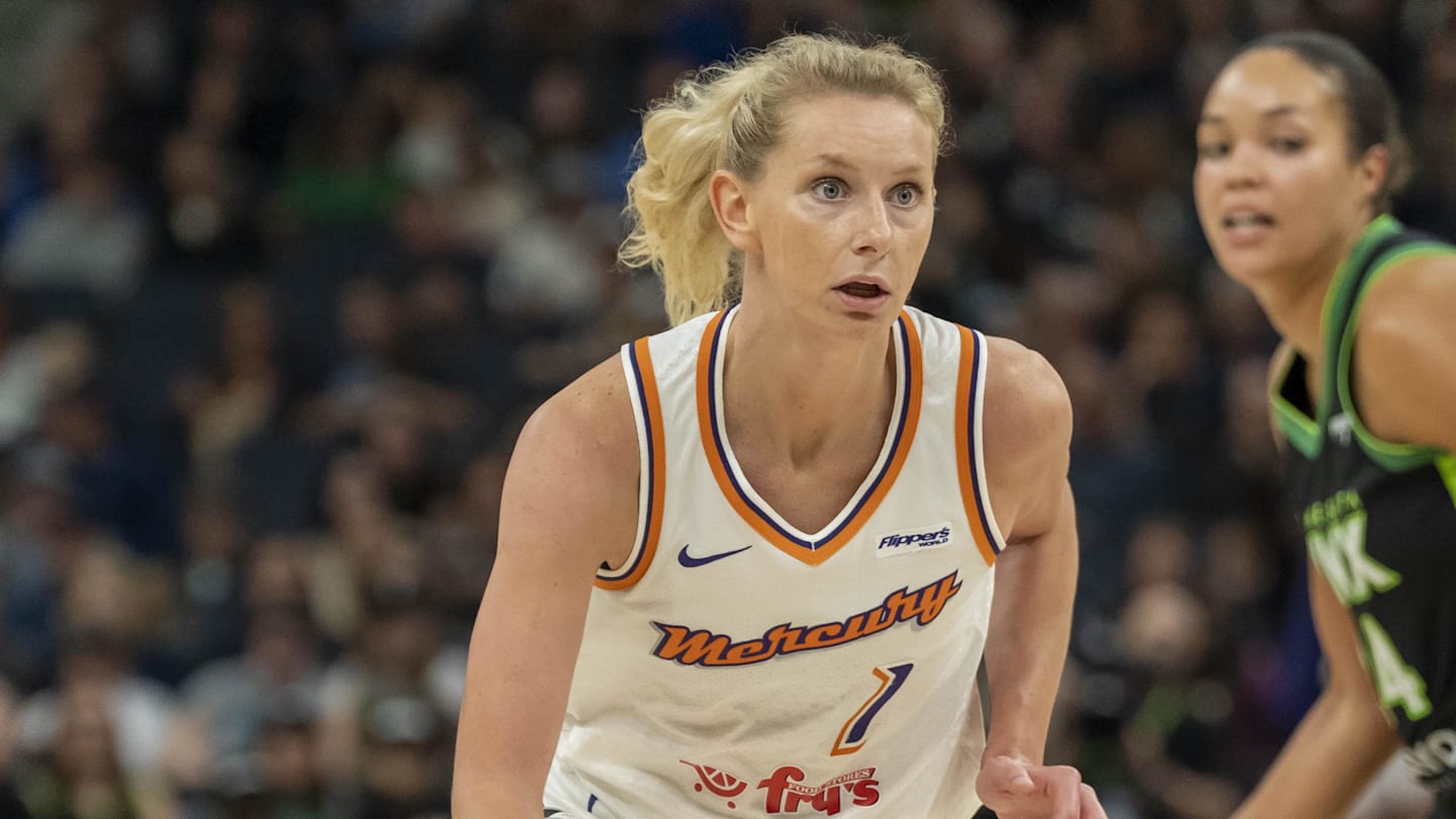 Lexi Held Helps The Mercury Win In Her First Season