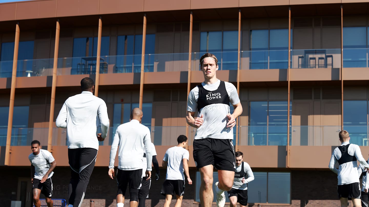 Leicester City Training & Press Conference