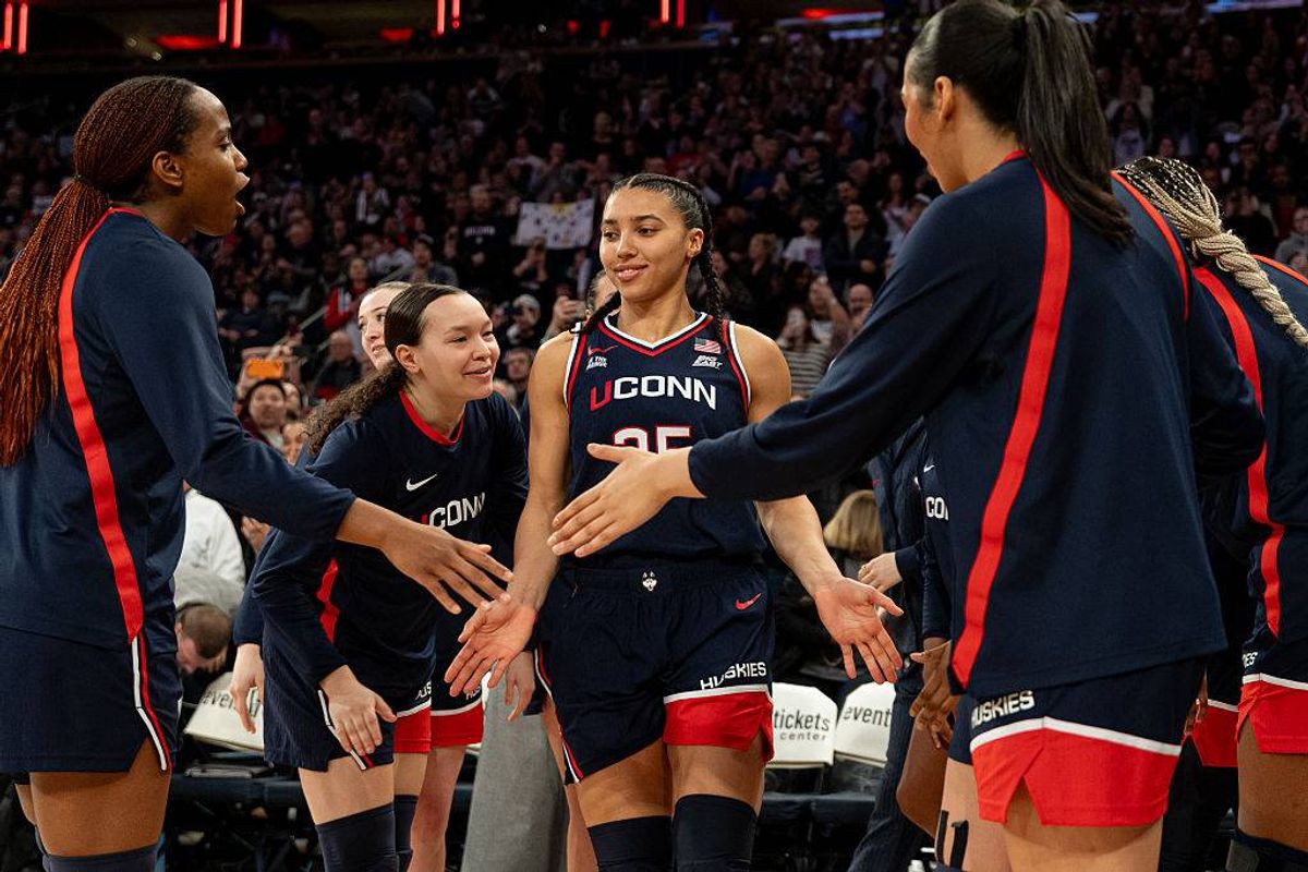 Azzi Fudd (M) with UConn at Madison Square Garden on Sunday