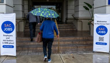 'It's the beginning' — Cramer warns the weak payroll report shows AI-related job losses are here