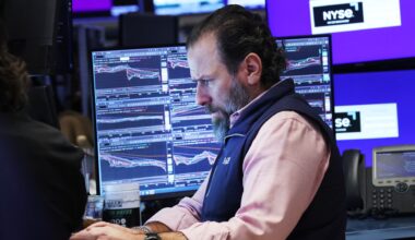 investors assess oil price effect on inflation