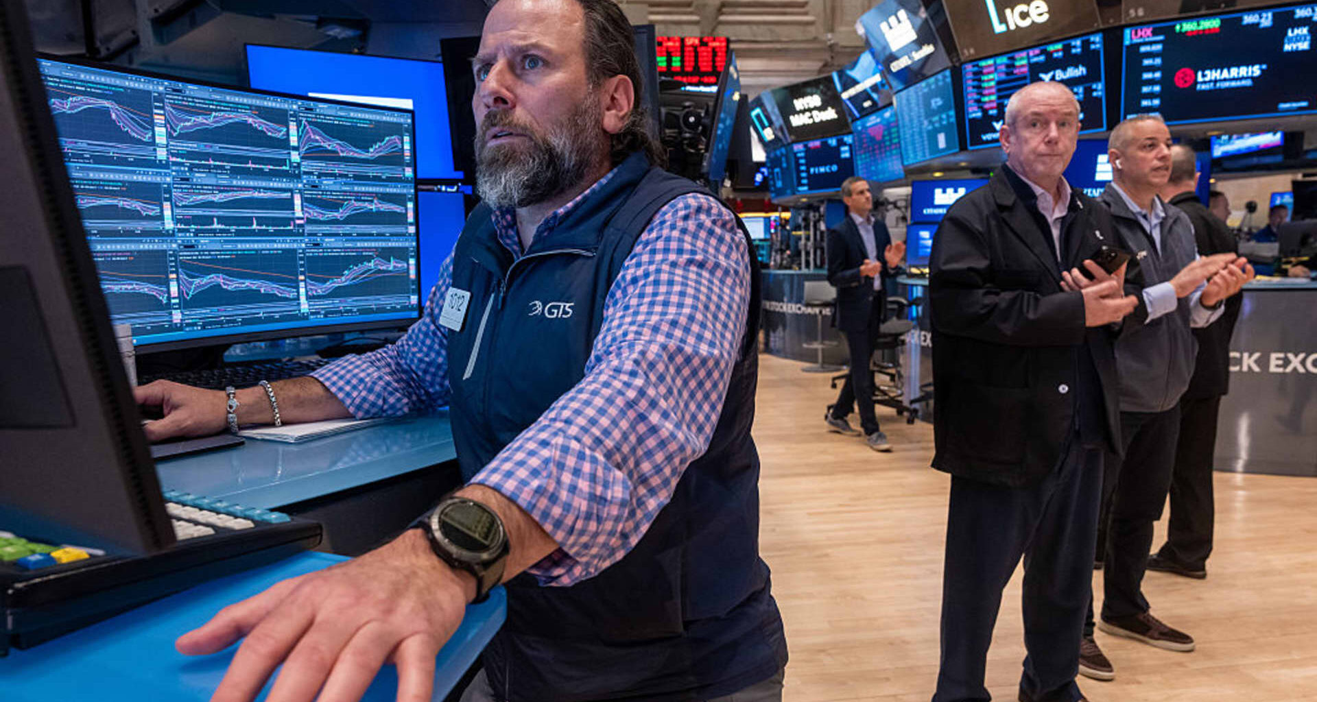 Stock market today: Live updates