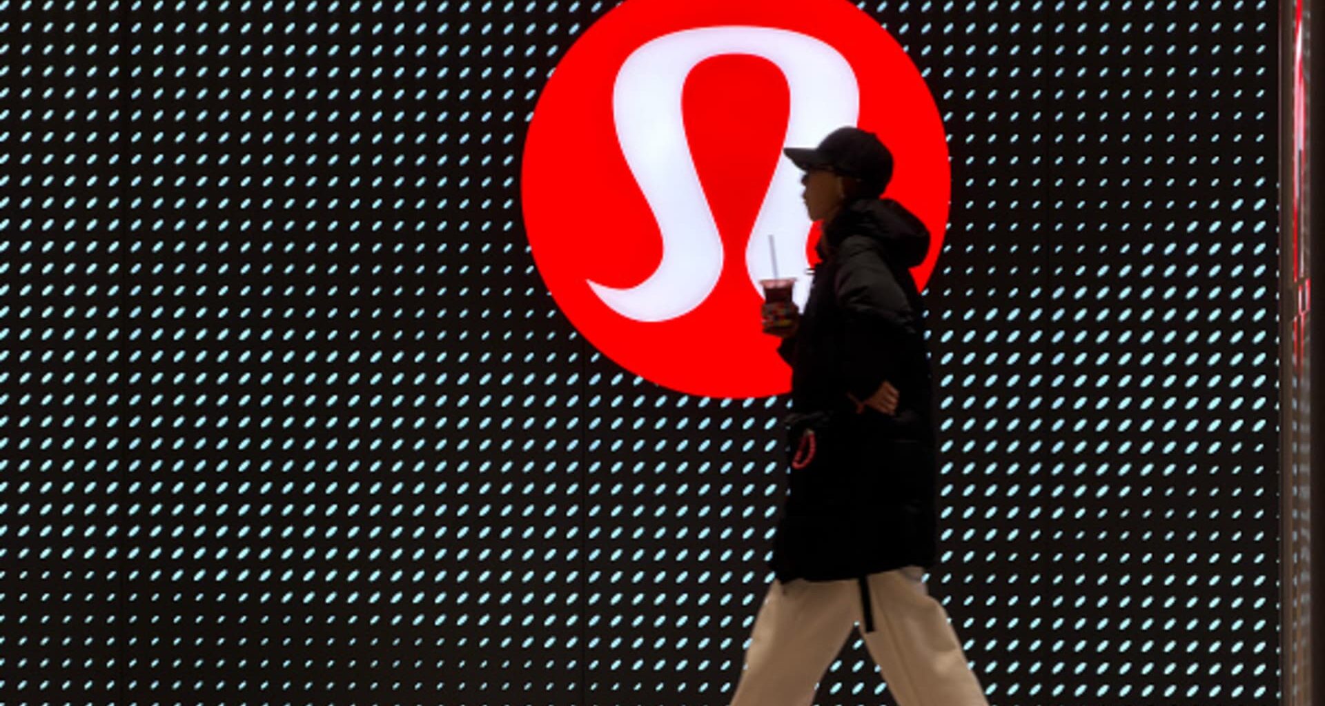 Lululemon (LULU) earnings Q4 2025