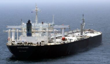 U.S. allows temporary purchases of Russian oil already at sea to stabilize energy markets