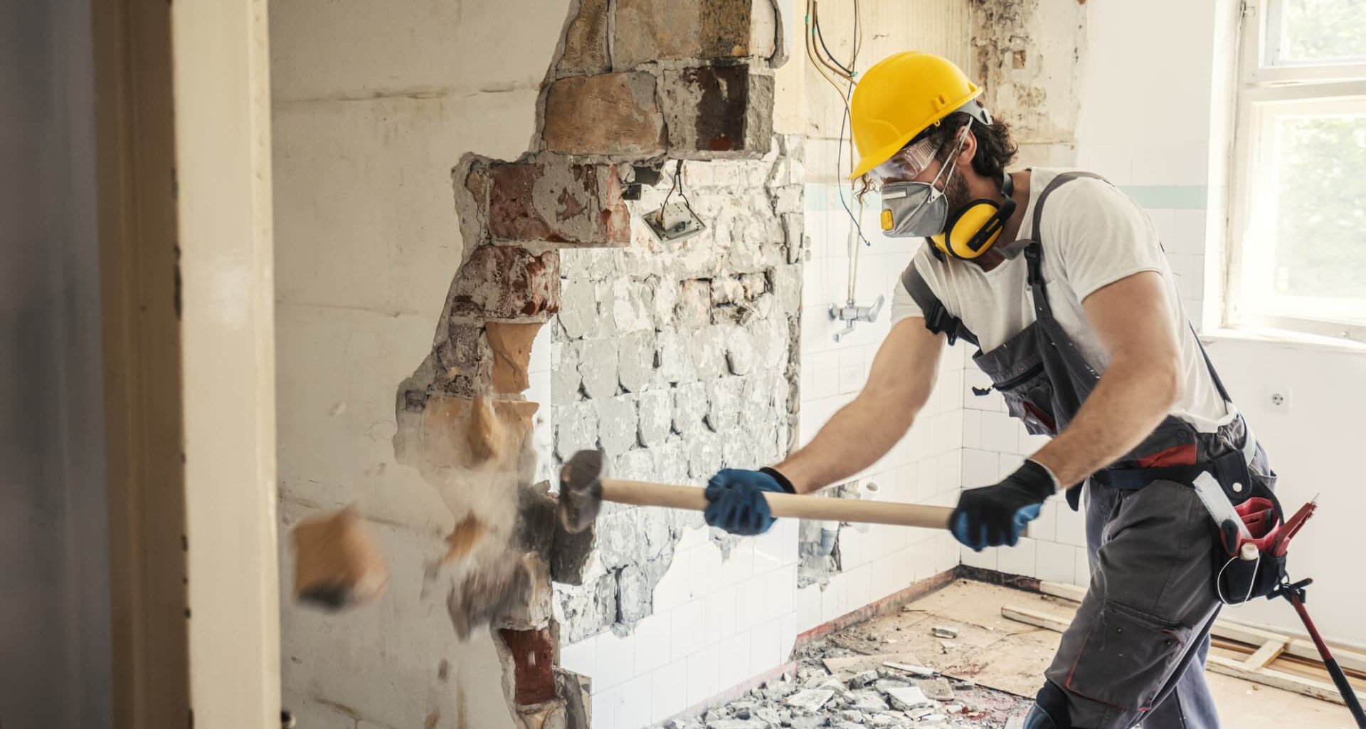 Home flippers see smallest profits since Great Recession, data firm says