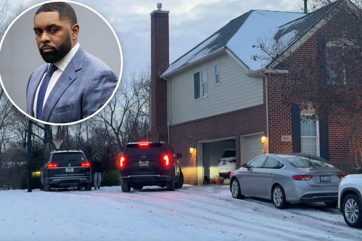 Bodycam video of ex-Michigan coach Sherrone Moore's arrest emerges