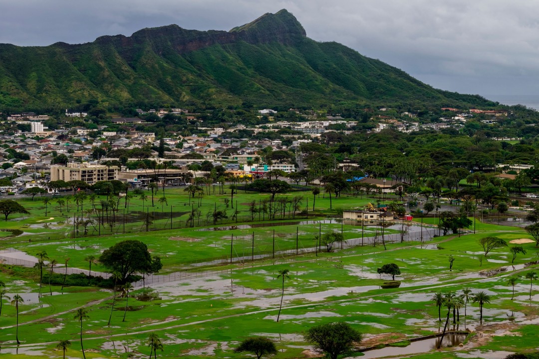 Historic Hawaii Floods Leave Thousands Powerless