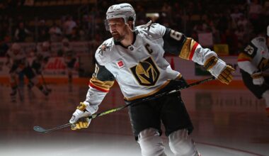 Golden Knights' Mark Stone leaves game with undisclosed injury