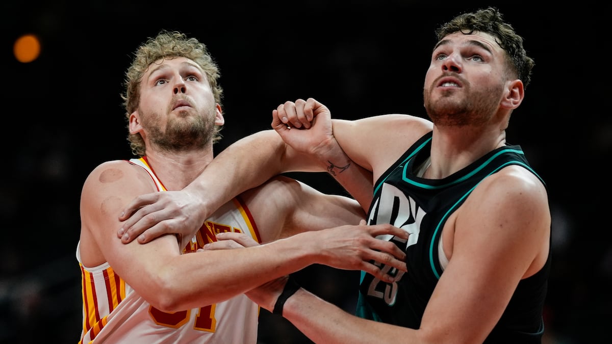 Hawks get off to hot start and never look back in 135-101 rout of Trail Blazers