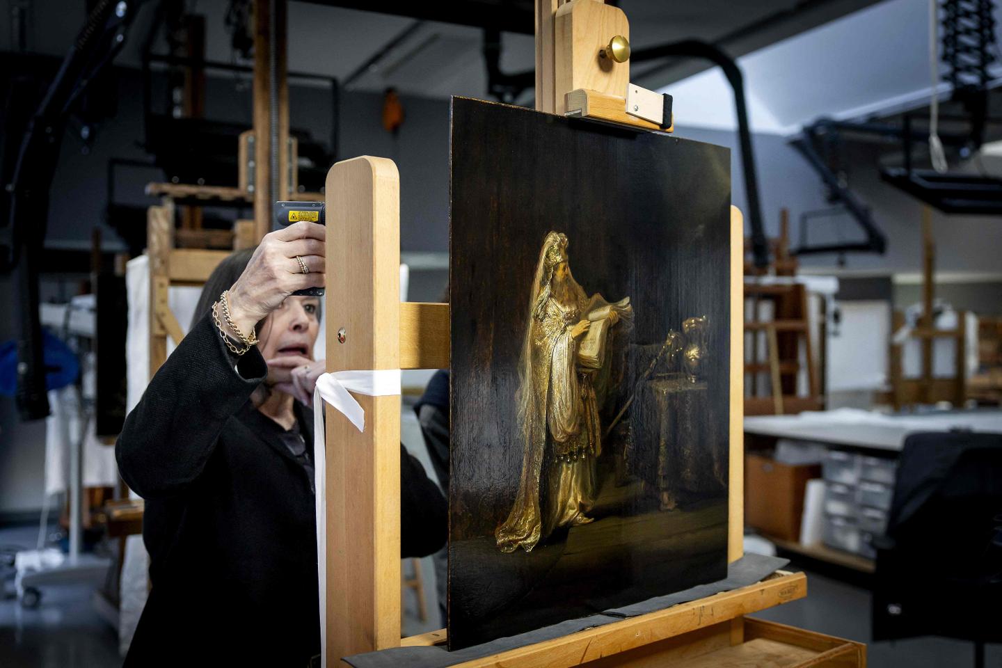 Amsterdam's Rijksmuseum says discovers new Rembrandt painting