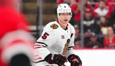Chicago Blackhawks trading Connor Murphy to Edmonton Oilers