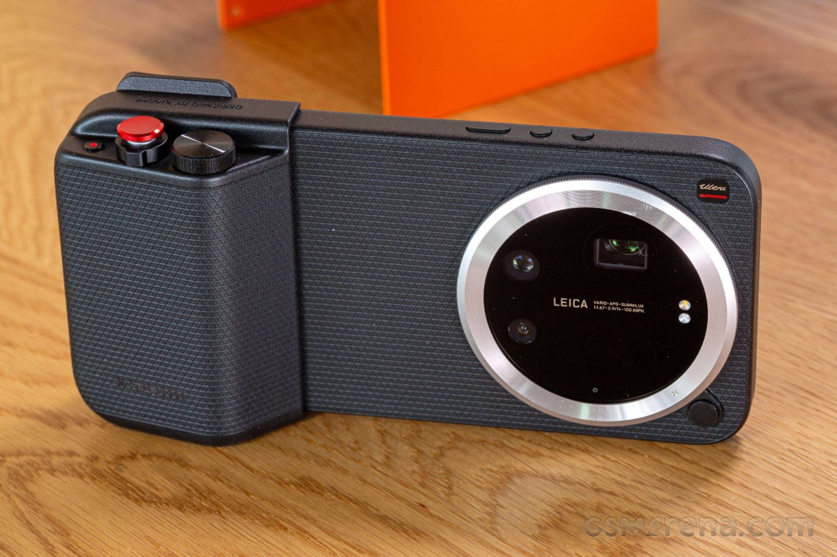 Xiaomi 17 Ultra Photography Kit and Photography Kit Pro hands-on