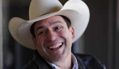 Tejano singer Bobby Pulido wins Democratic nomination for U.S. House in Texas' 15th Congressional District