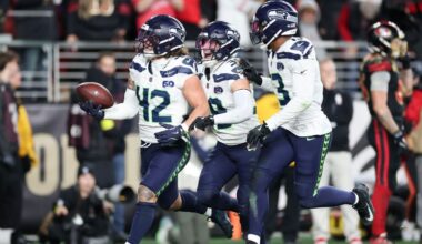 Source: Seahawks keeping LB Drake Thomas on 2-year deal