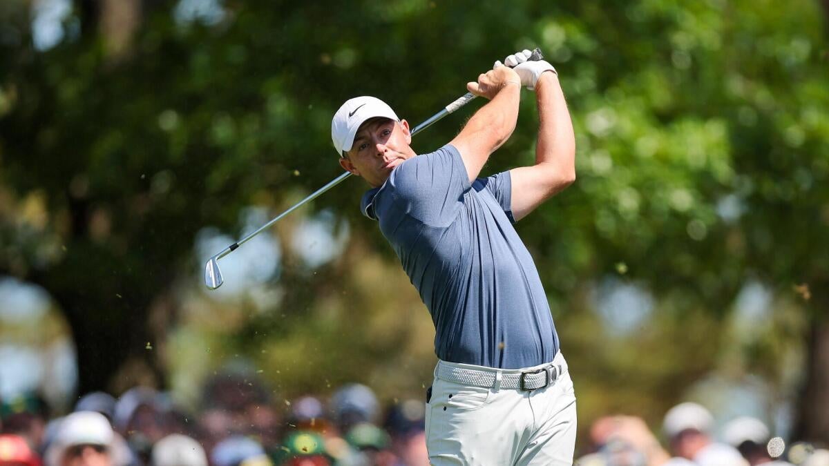 Rory McIlroy outdoes himself in recreating iconic 2025 Masters shot at No. 15