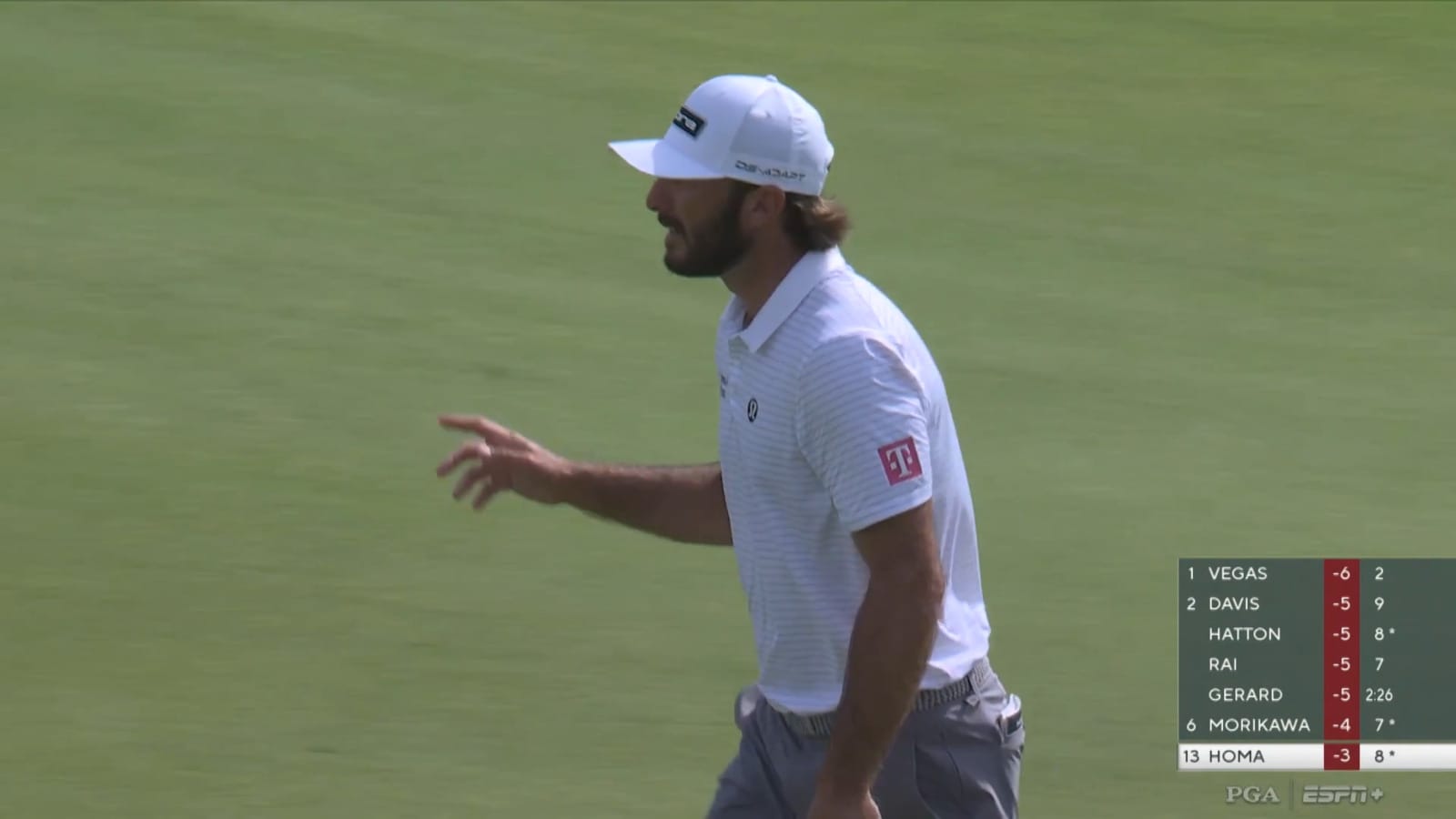 Max Homa chips in for birdie to shoot 30 on back nine at PGA Championship.