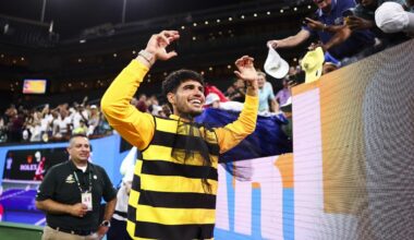 Alcaraz Dons Bee Suit After Win