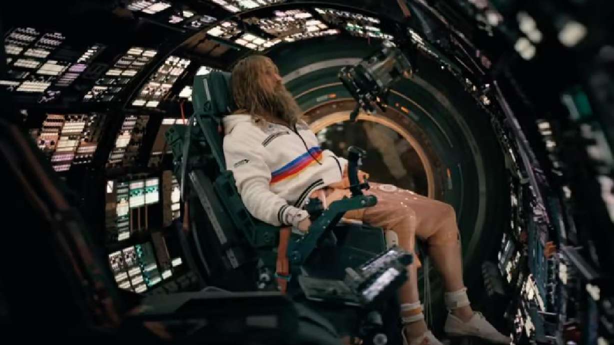 Review: 'Project Hail Mary' launches summer season with heart, humor and a whole lot of science