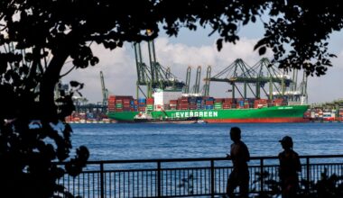 Singapore Disputes US Trade Surplus Data as New Tariffs Loom