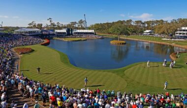 Manhunt leads to delay in opening gates at Players Championship