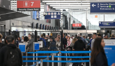 Spring break travelers may face airport delays amid ongoing shutdown: expert