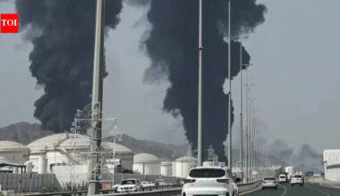 US Israel War News Live Updates:One killed after missile strike on civilian car in Abu Dhabi; Israel hits Hezbollah targets