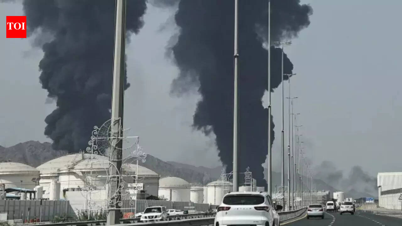 US Israel War News Live Updates:One killed after missile strike on civilian car in Abu Dhabi; Israel hits Hezbollah targets