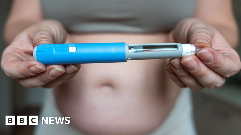 London weight loss drug access 'unequal' - report - BBC