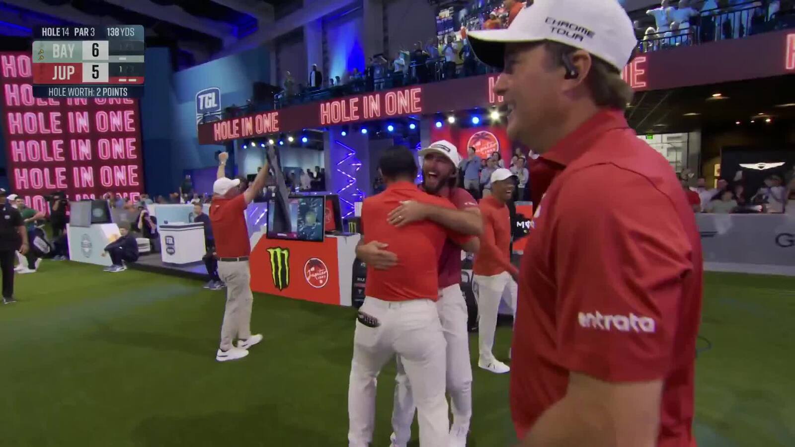 Tom Kim makes match-winning ace, sending Jupiter to playoffs